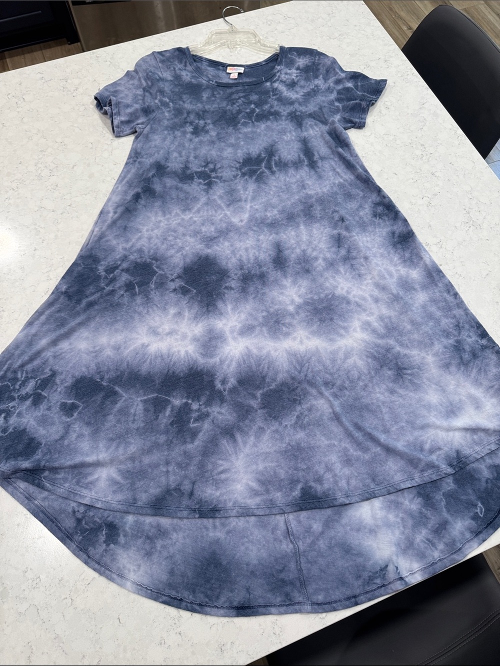 UNICORN LuLaRoe (S) Navy Tie Dye Carly Dress Relaxed Fit Flowy Acid Wash Casual